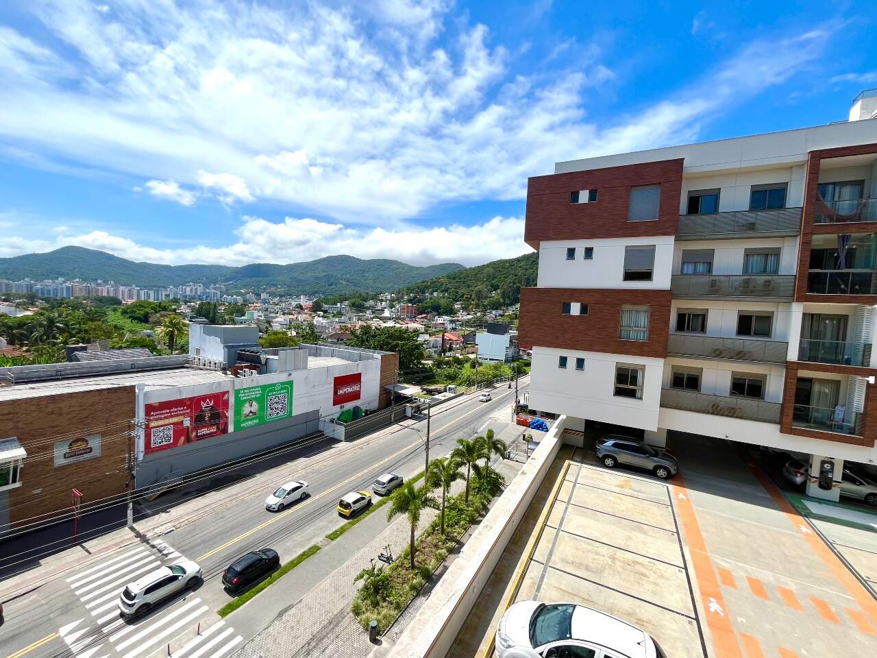 Apartamento à venda no Corrego Grande: