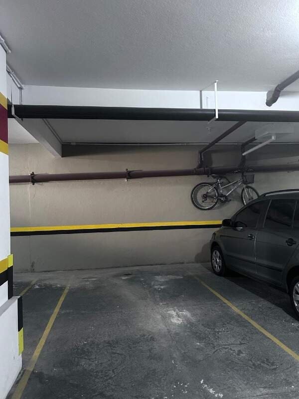 Apartamento à venda no Campinas: Foto Garagem