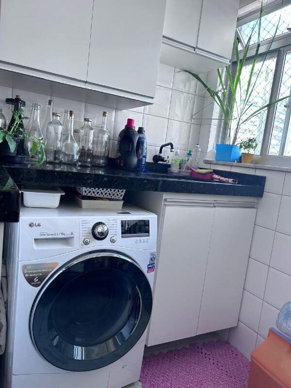 Apartamento à venda no Campinas: Lavanderia