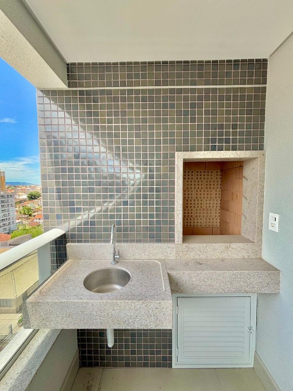 Apartamento à venda no Barreiros: 