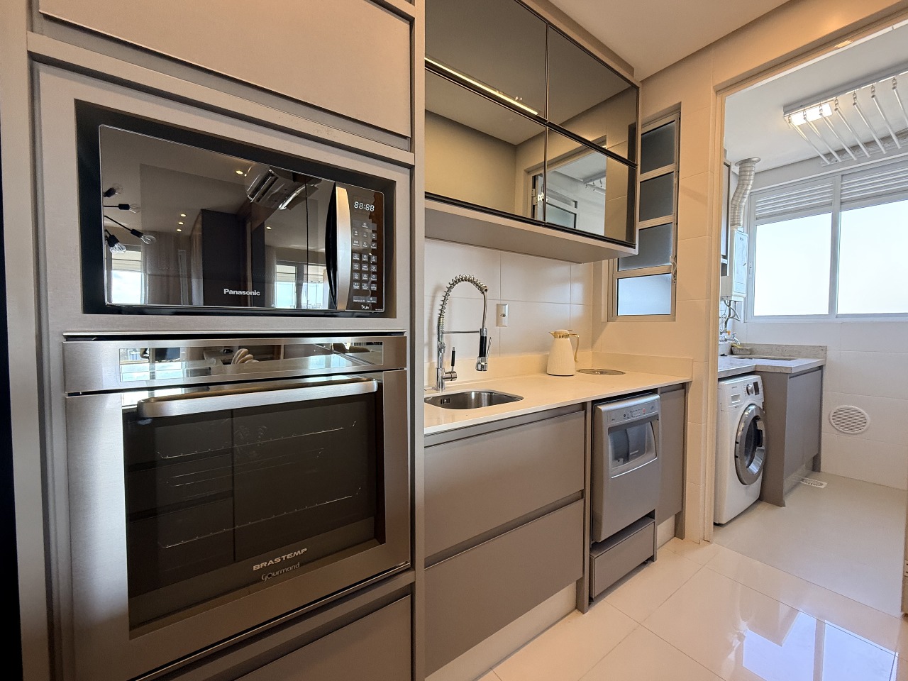 Apartamento à venda no Barreiros: