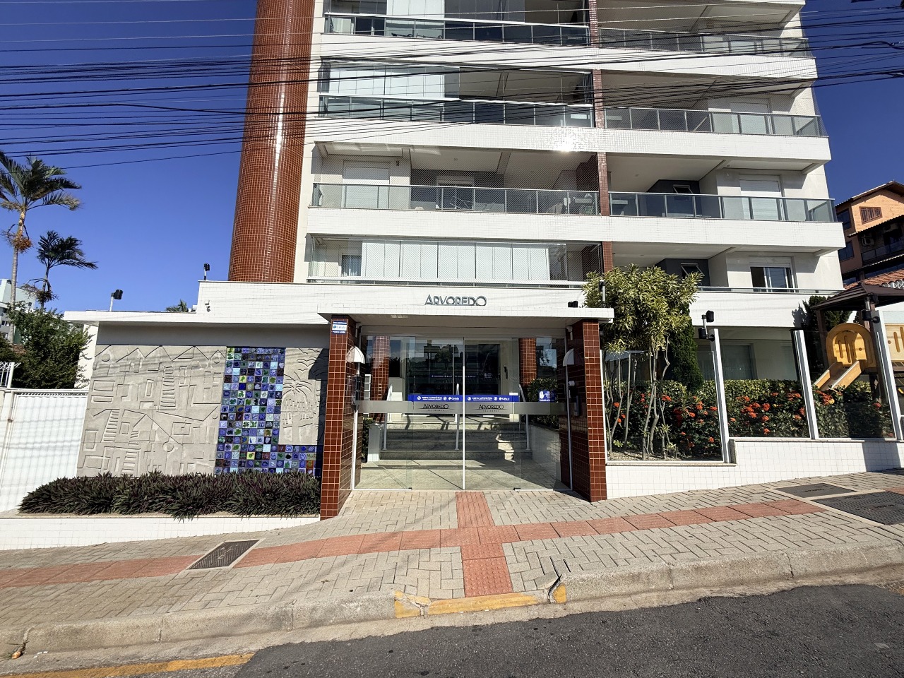 Apartamento à venda no Barreiros: