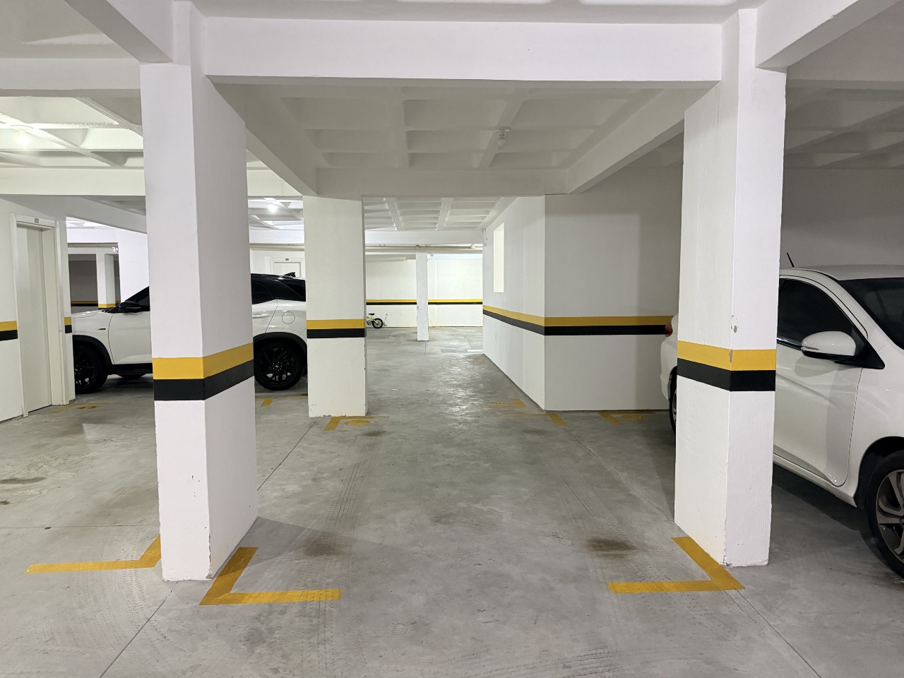 Apartamento à venda no Barreiros: