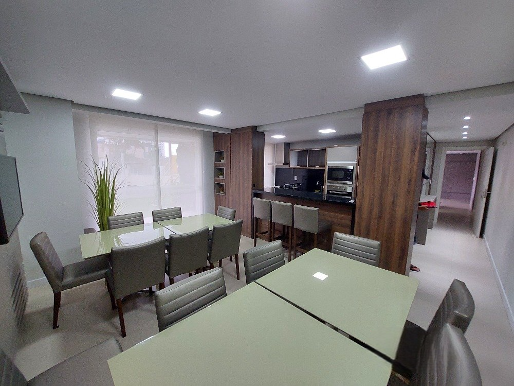 Apartamento à venda no Barreiros: