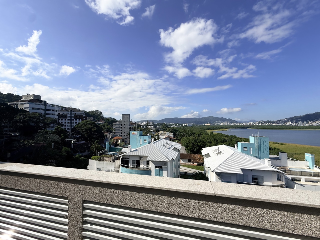 Cobertura duplex à venda no Joao Paulo: 