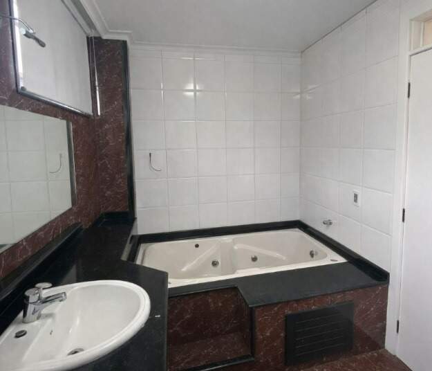 Casa à venda no Coqueiros: