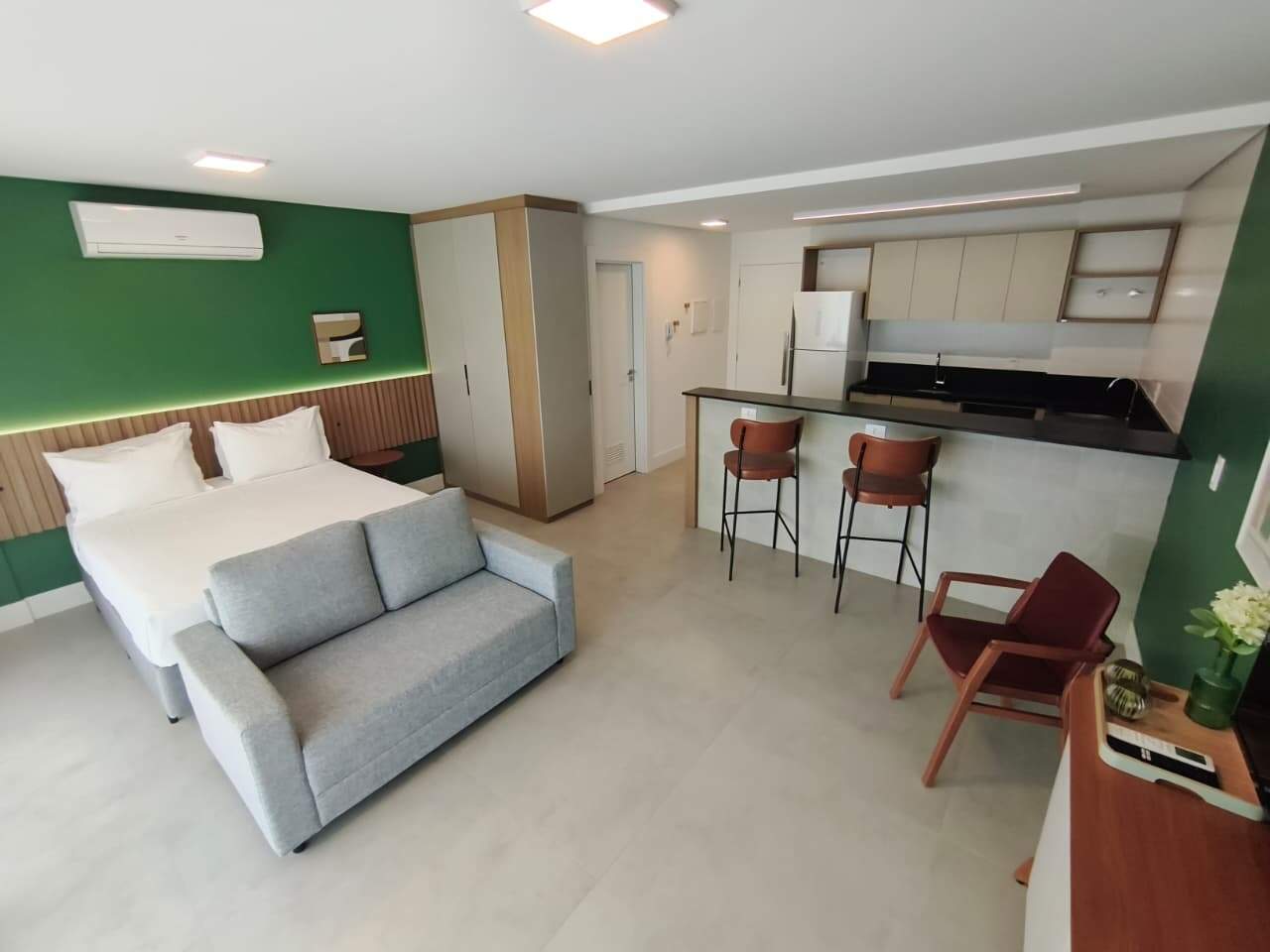 Apartamento para aluguel no Saco Grande: 