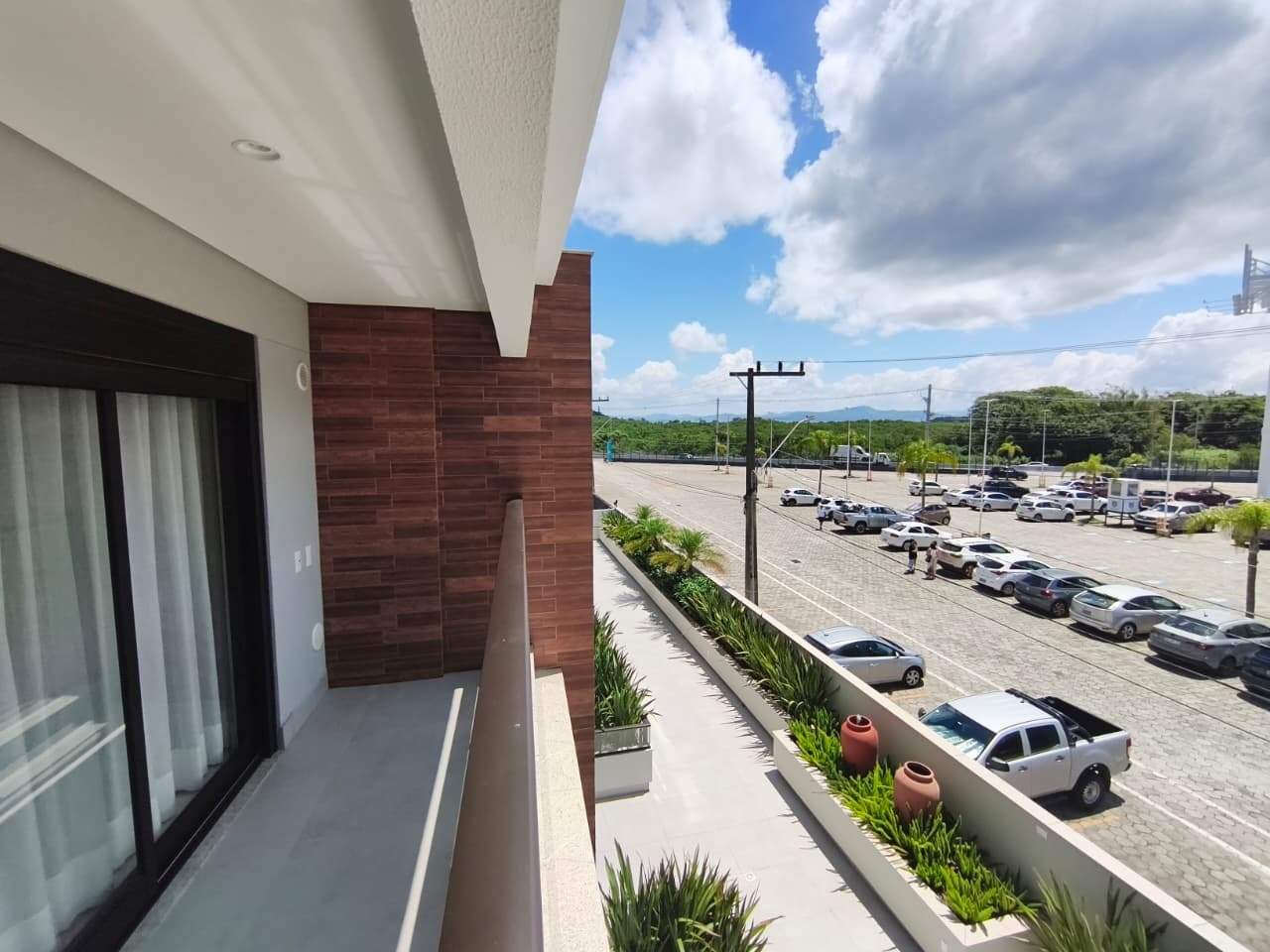 Apartamento para aluguel no Saco Grande: 