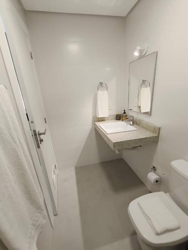 Apartamento para aluguel no Saco Grande: 