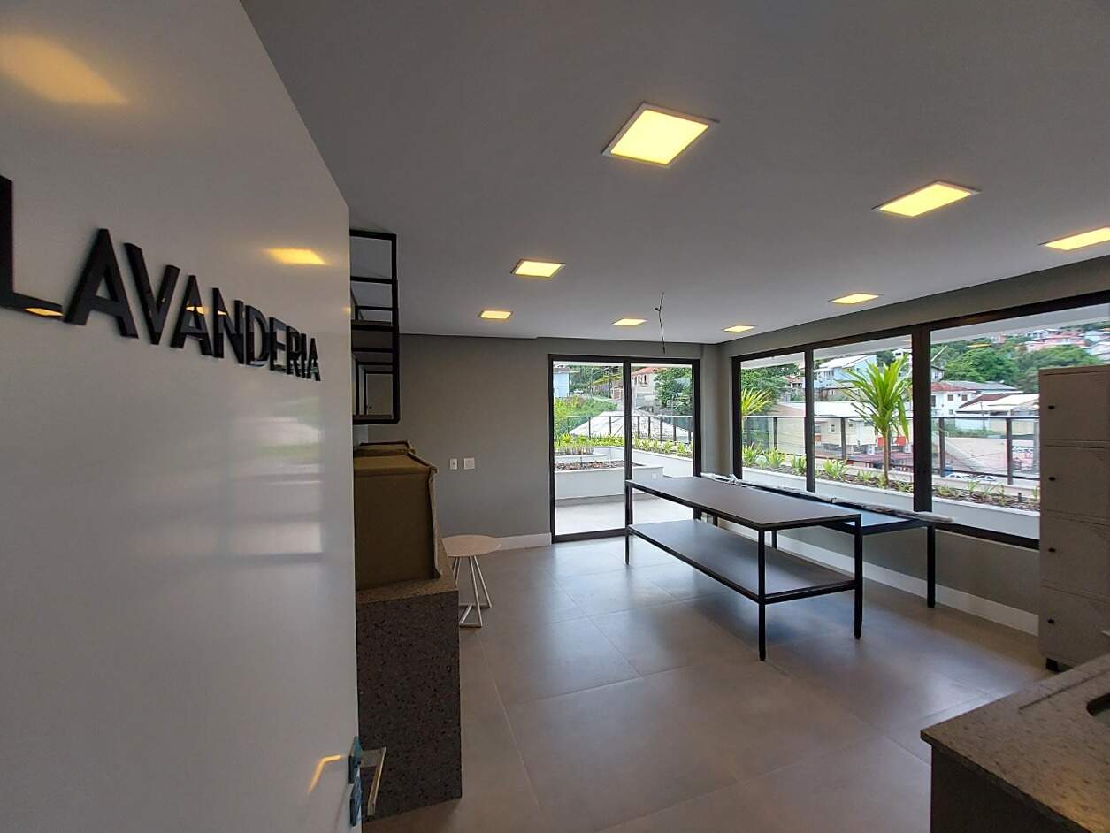 Apartamento para aluguel no Saco Grande: 