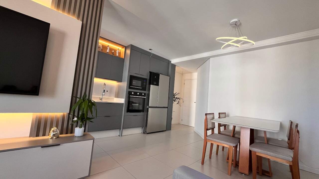 Apartamento à venda no Barreiros: 