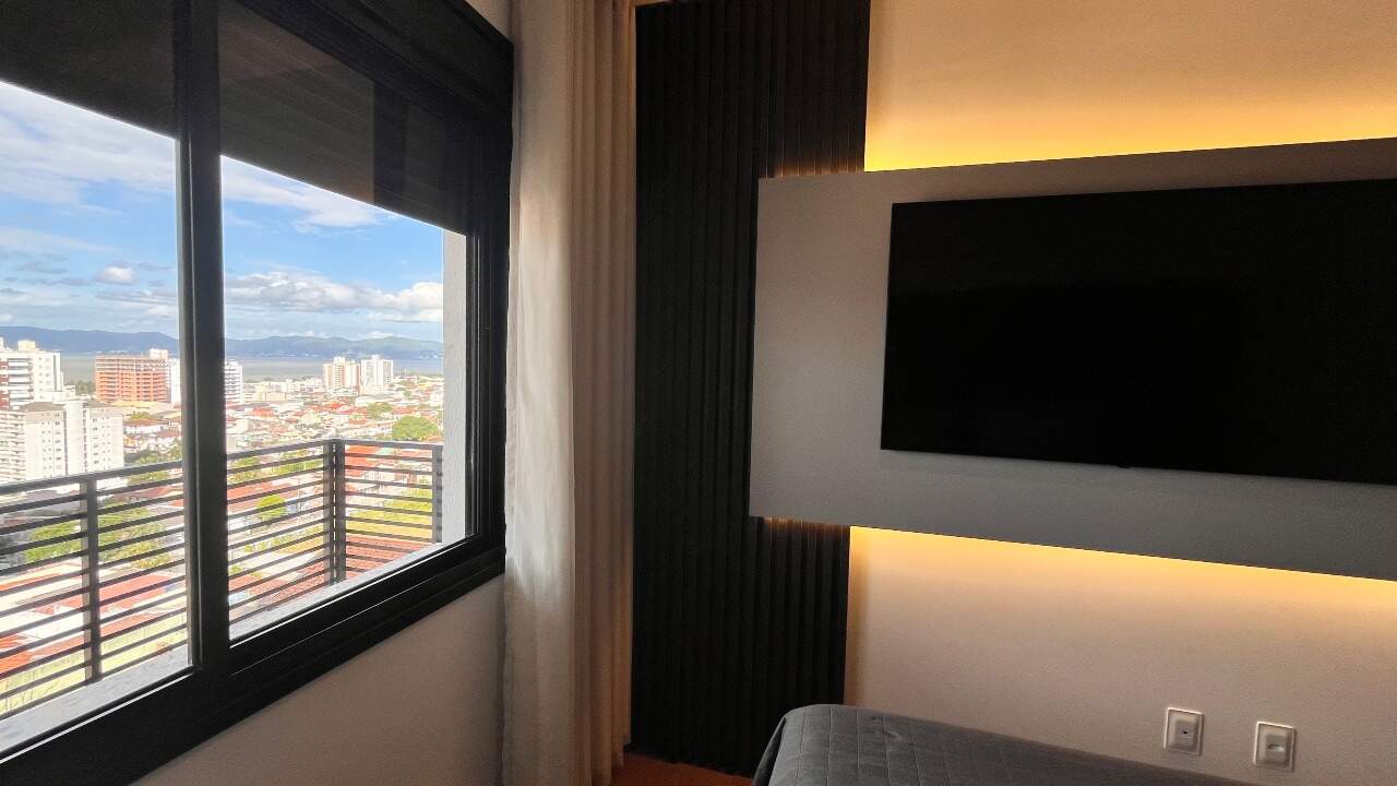 Apartamento à venda no Barreiros: 