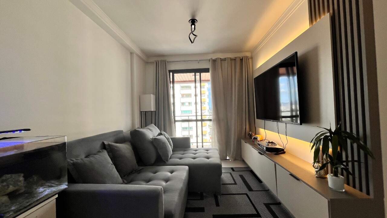 Apartamento à venda no Barreiros: 