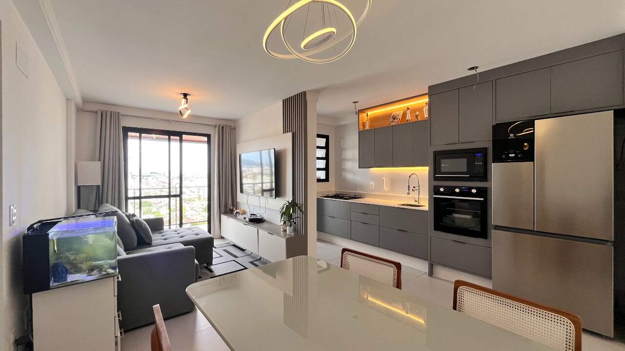 Apartamento à venda no Barreiros: 