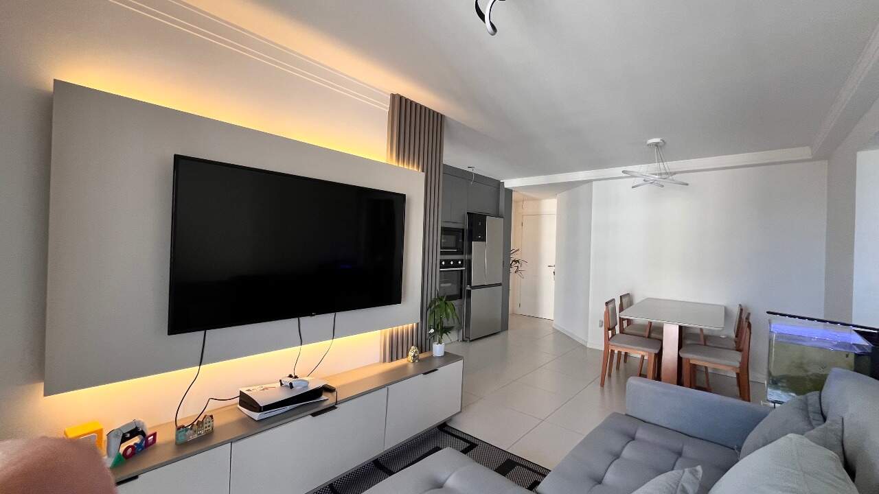 Apartamento à venda no Barreiros: 