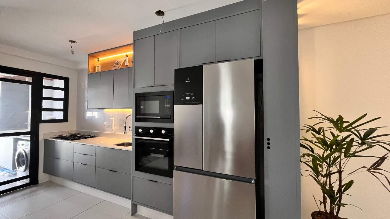 Apartamento à venda no Barreiros: 