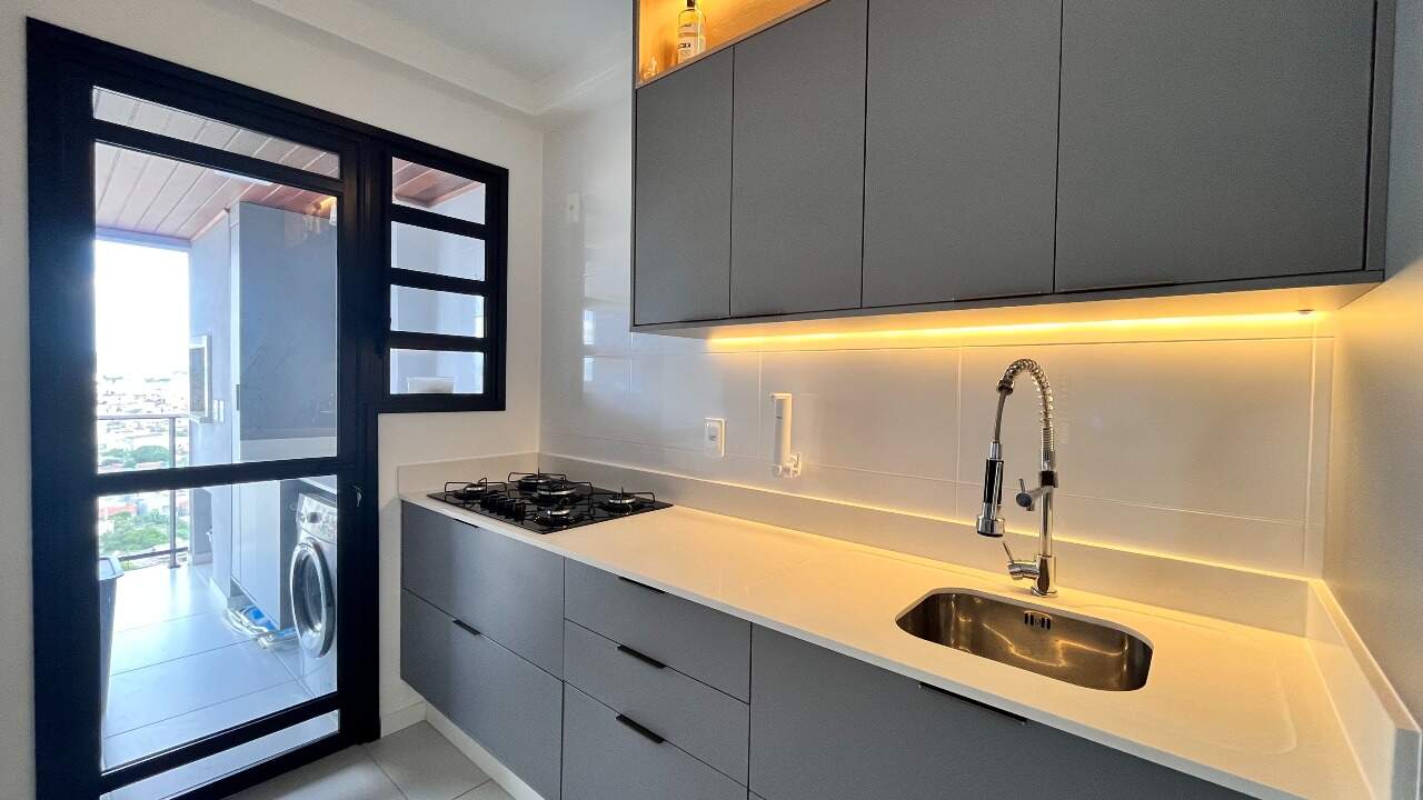 Apartamento à venda no Barreiros: 