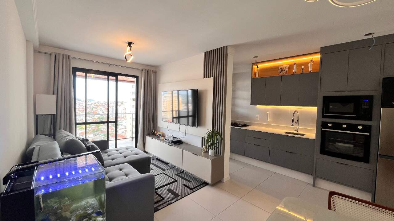 Apartamento à venda no Barreiros: 