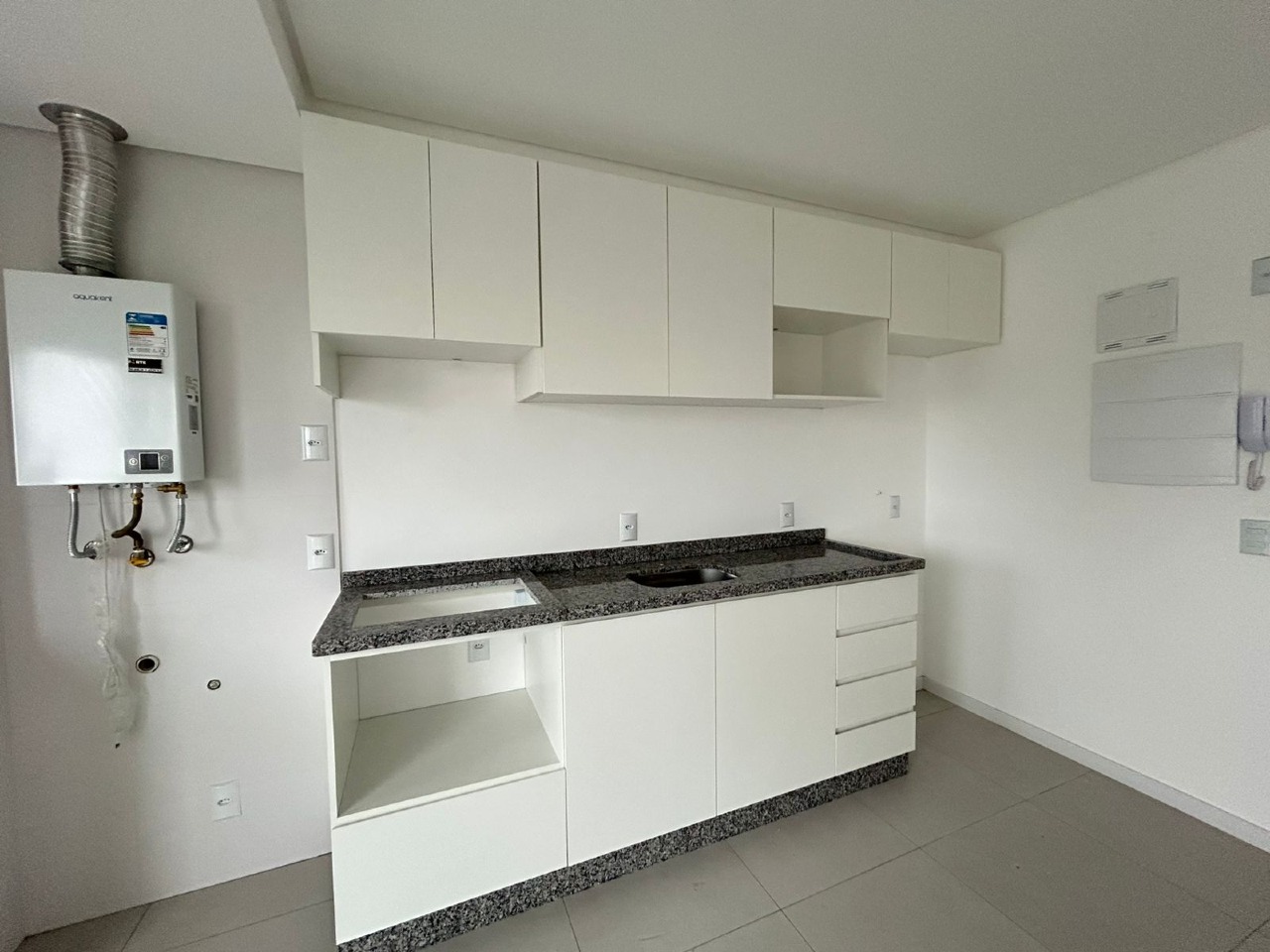 Apartamento para aluguel no Trindade: 