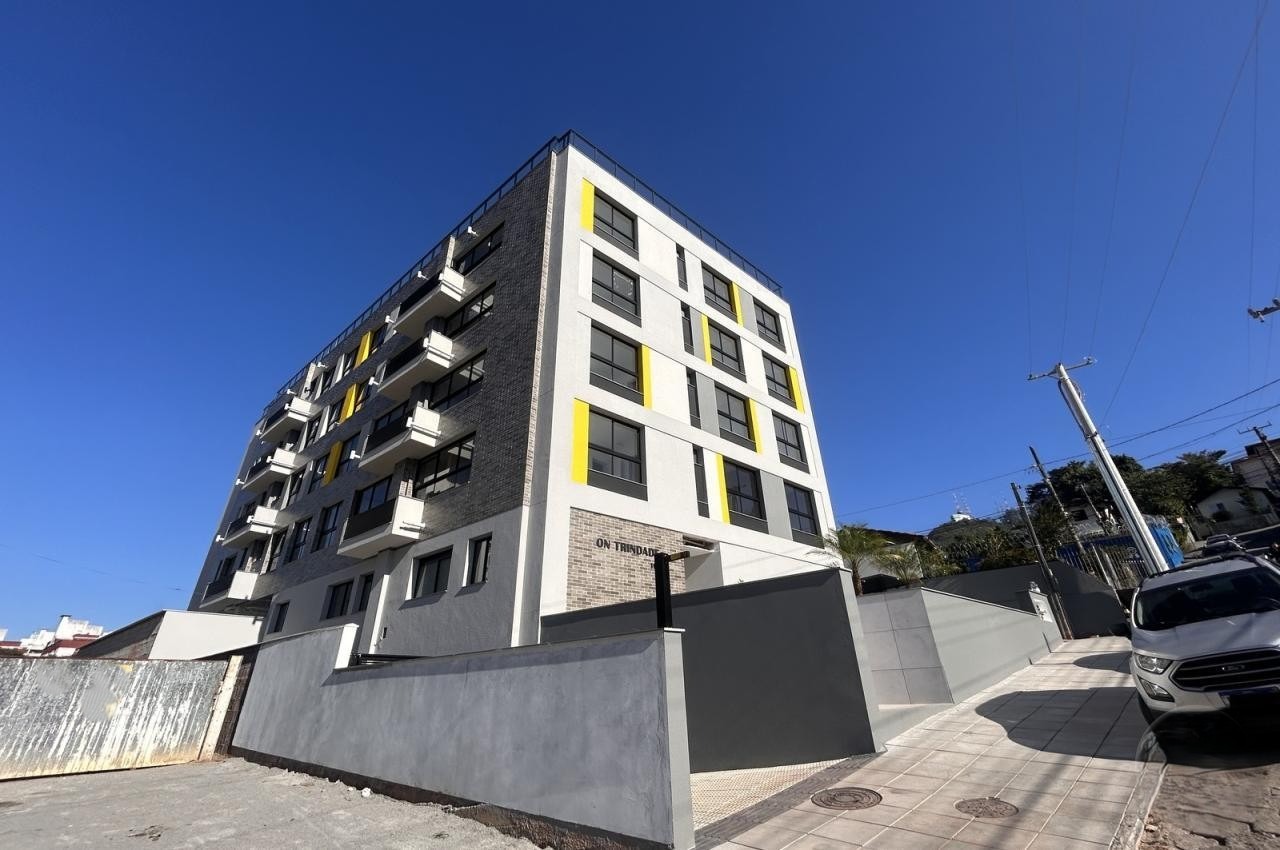 Apartamento para aluguel no Trindade: 