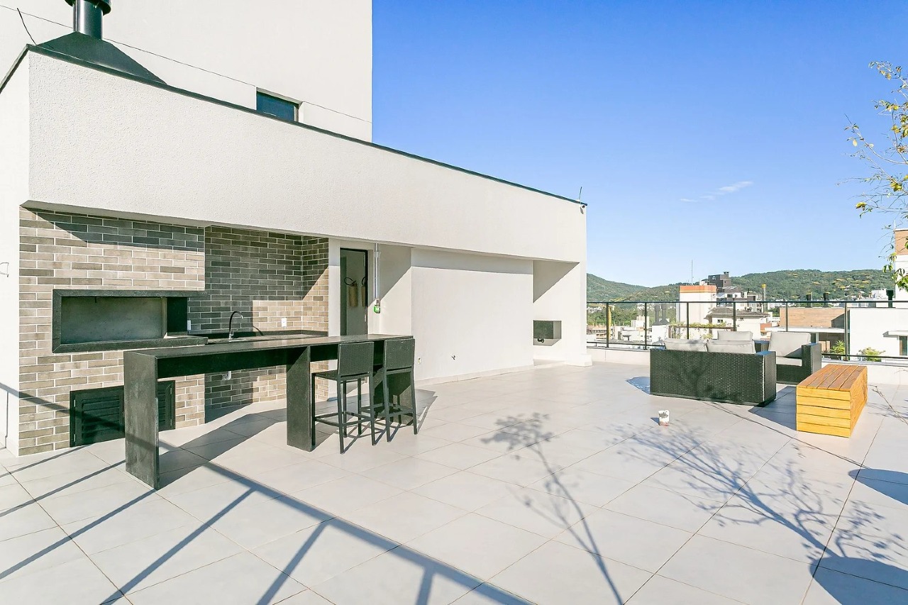 Apartamento para aluguel no Trindade: 