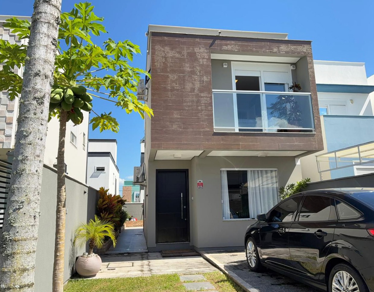 Casa à venda no Ribeirão da Ilha: 