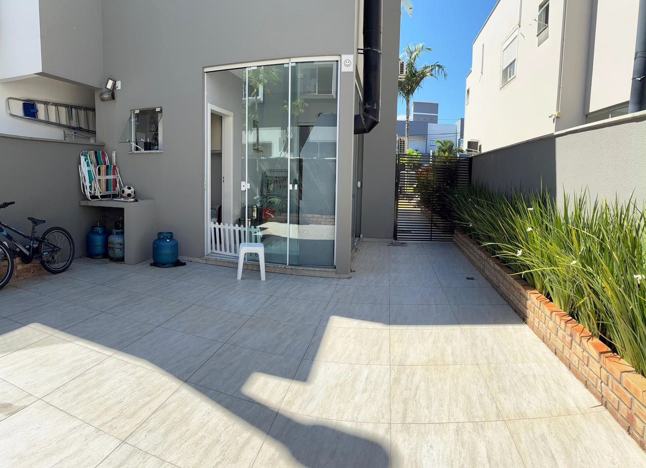 Casa à venda no Ribeirão da Ilha: 