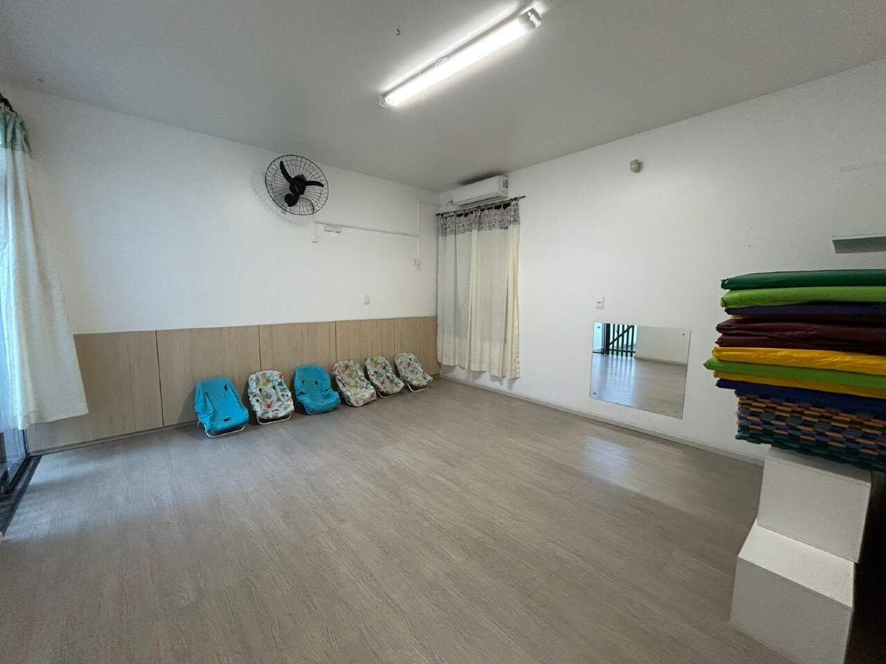 Casa comercial para aluguel no Campeche: