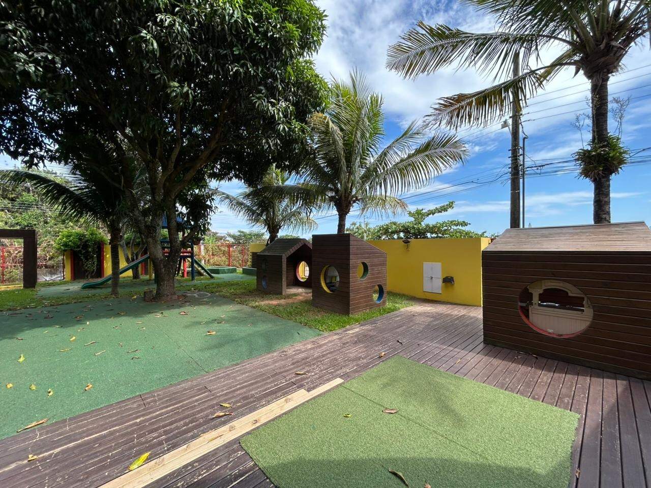 Casa comercial para aluguel no Campeche: