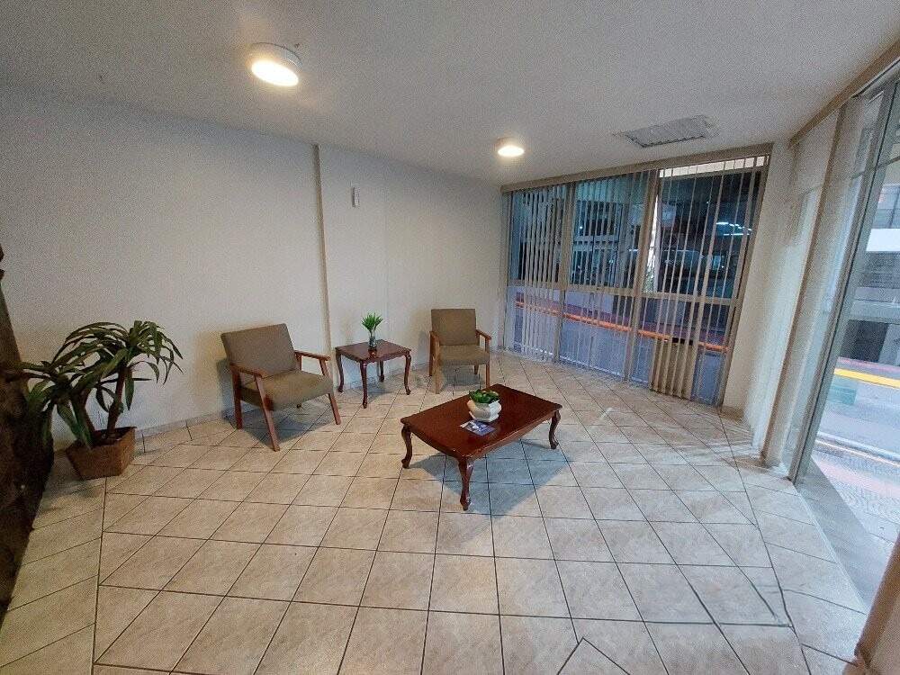 Apartamento para aluguel no Centro: 