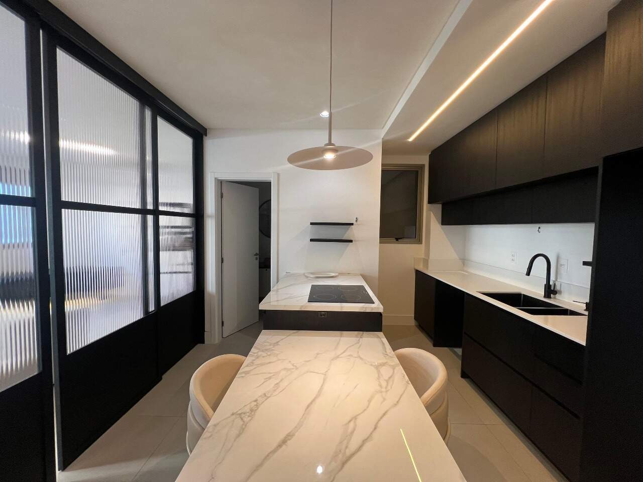 Apartamento para aluguel no Corrego Grande: 
