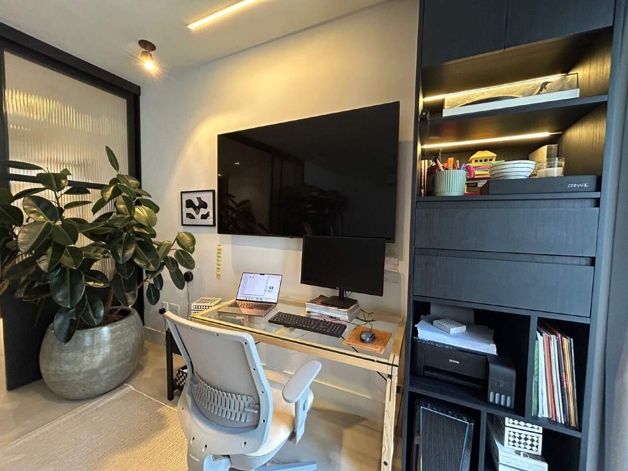 Apartamento para aluguel no Corrego Grande: 