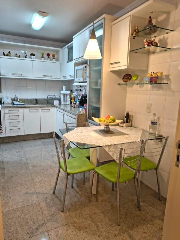 Apartamento à venda no Estreito: