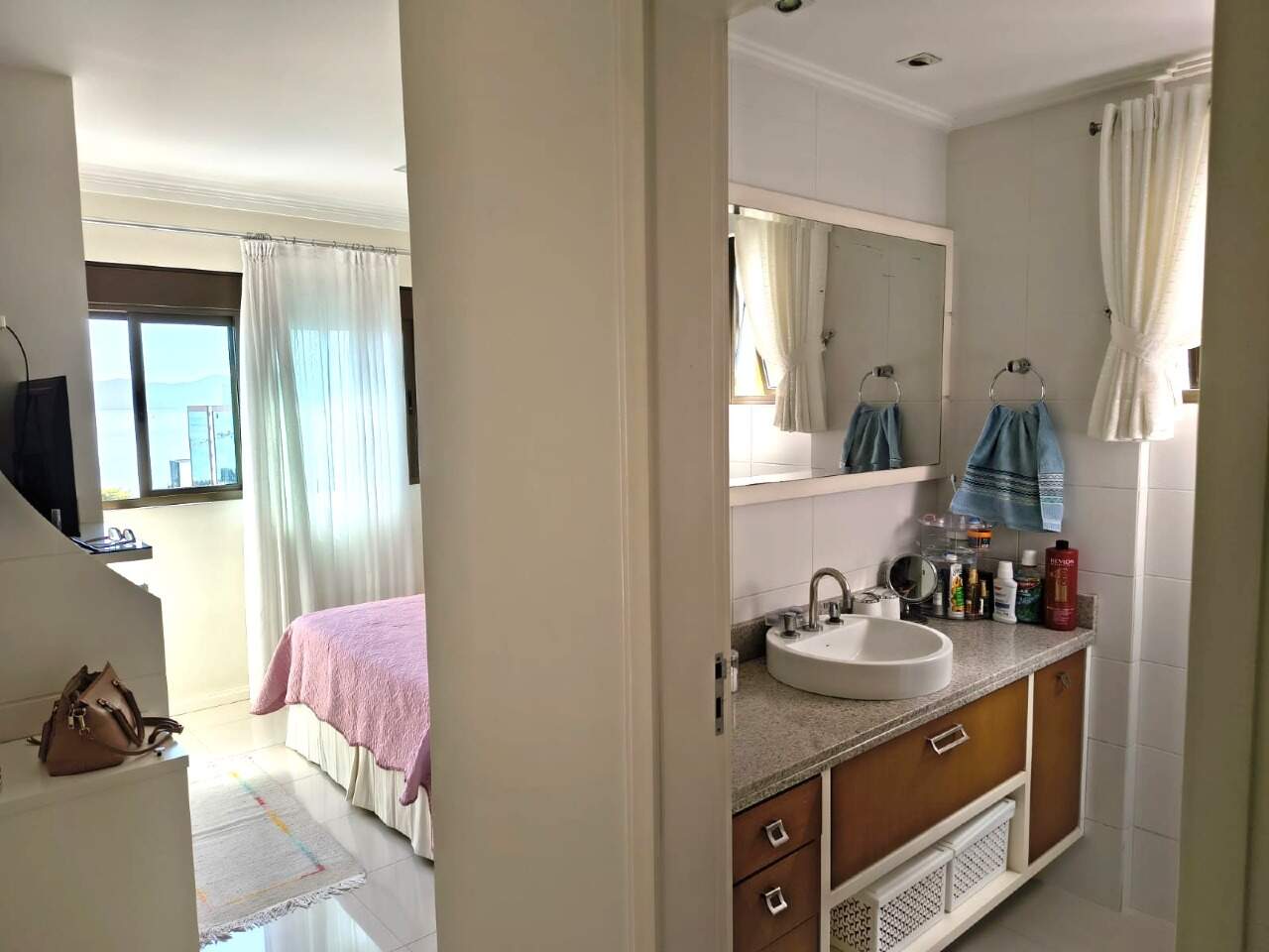 Apartamento à venda no Estreito: