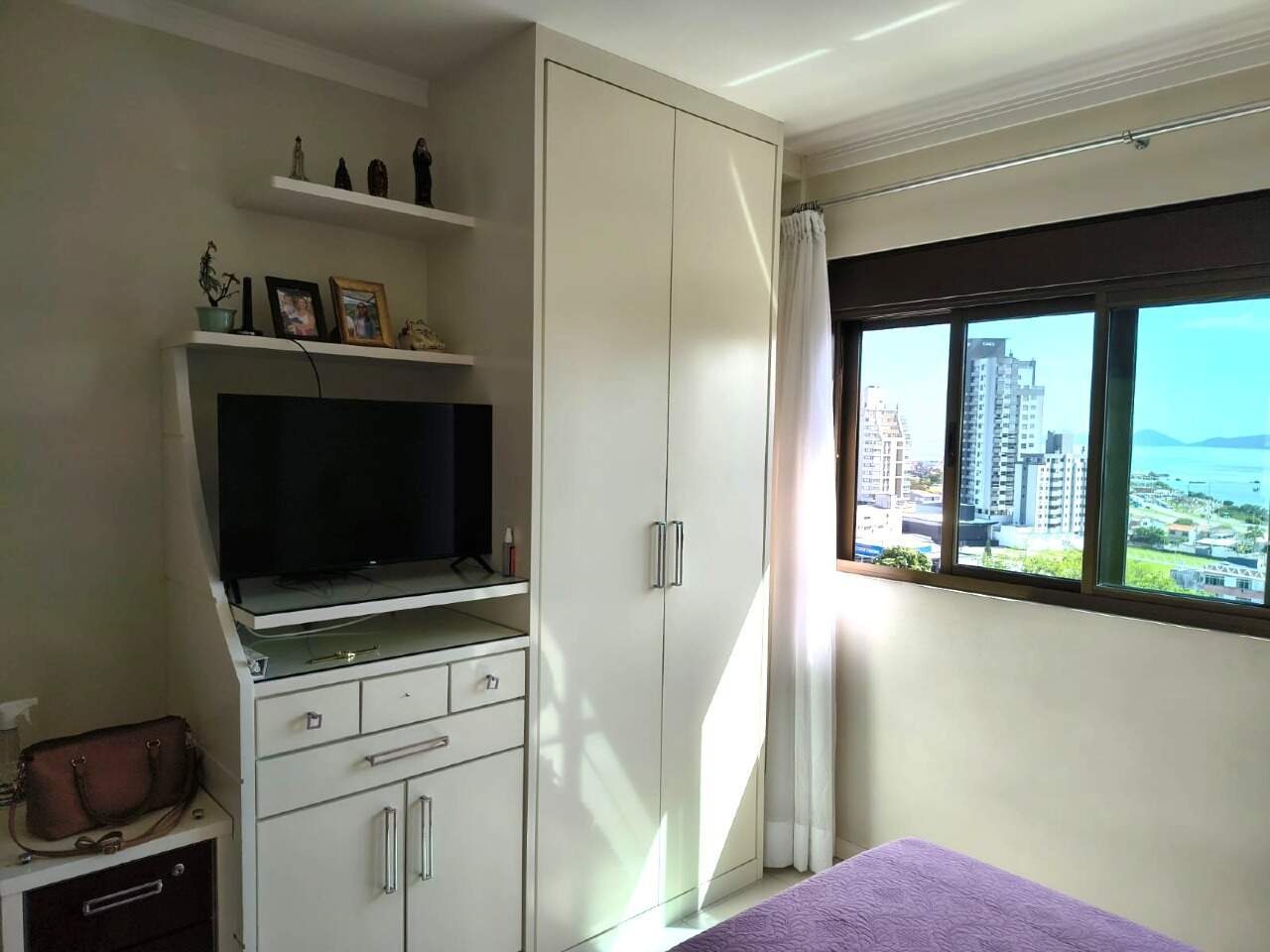 Apartamento à venda no Estreito:
