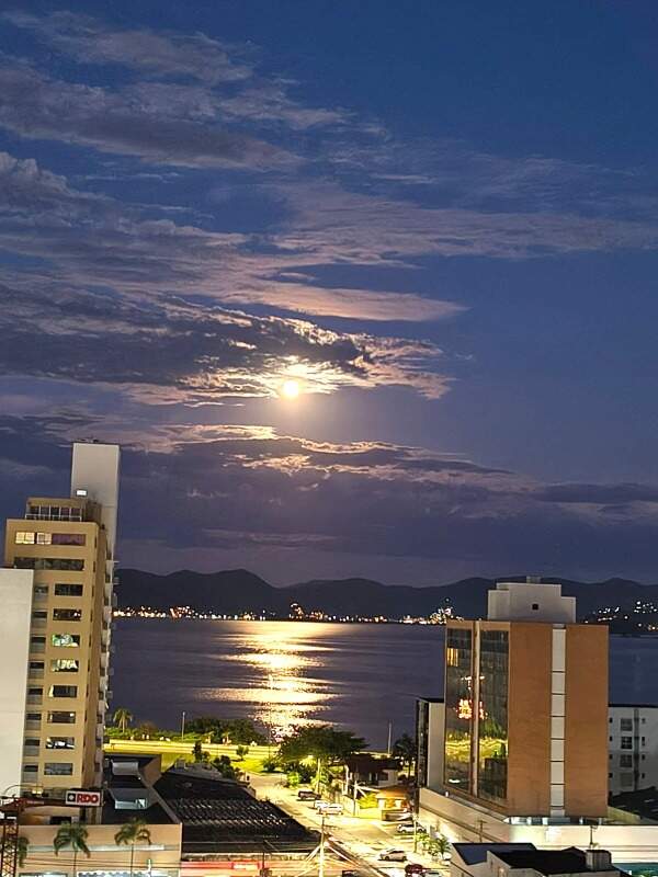 Apartamento à venda no Estreito: