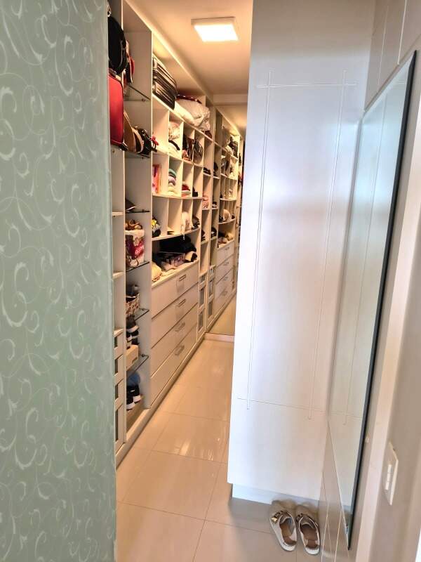 Apartamento à venda no Estreito: