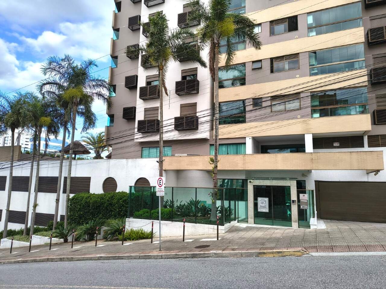 Apartamento à venda no Estreito: