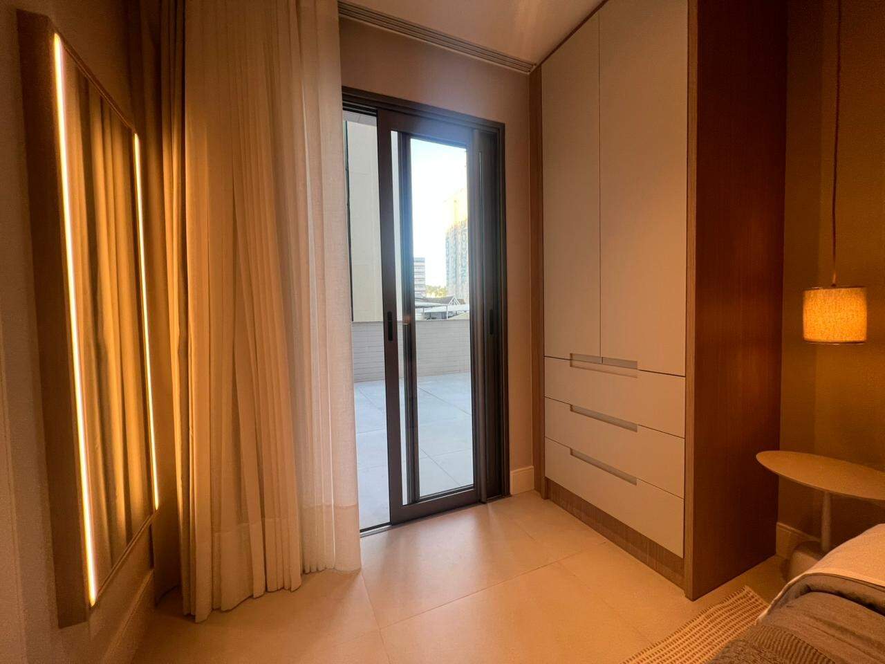 Apartamento para aluguel no Centro: 