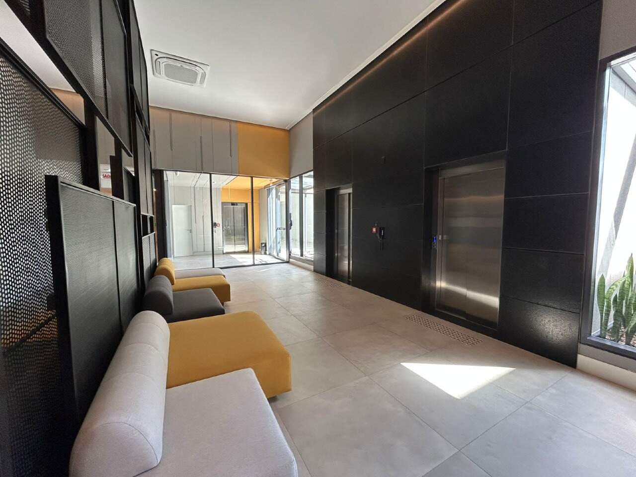 Apartamento para aluguel no Saco Grande: 