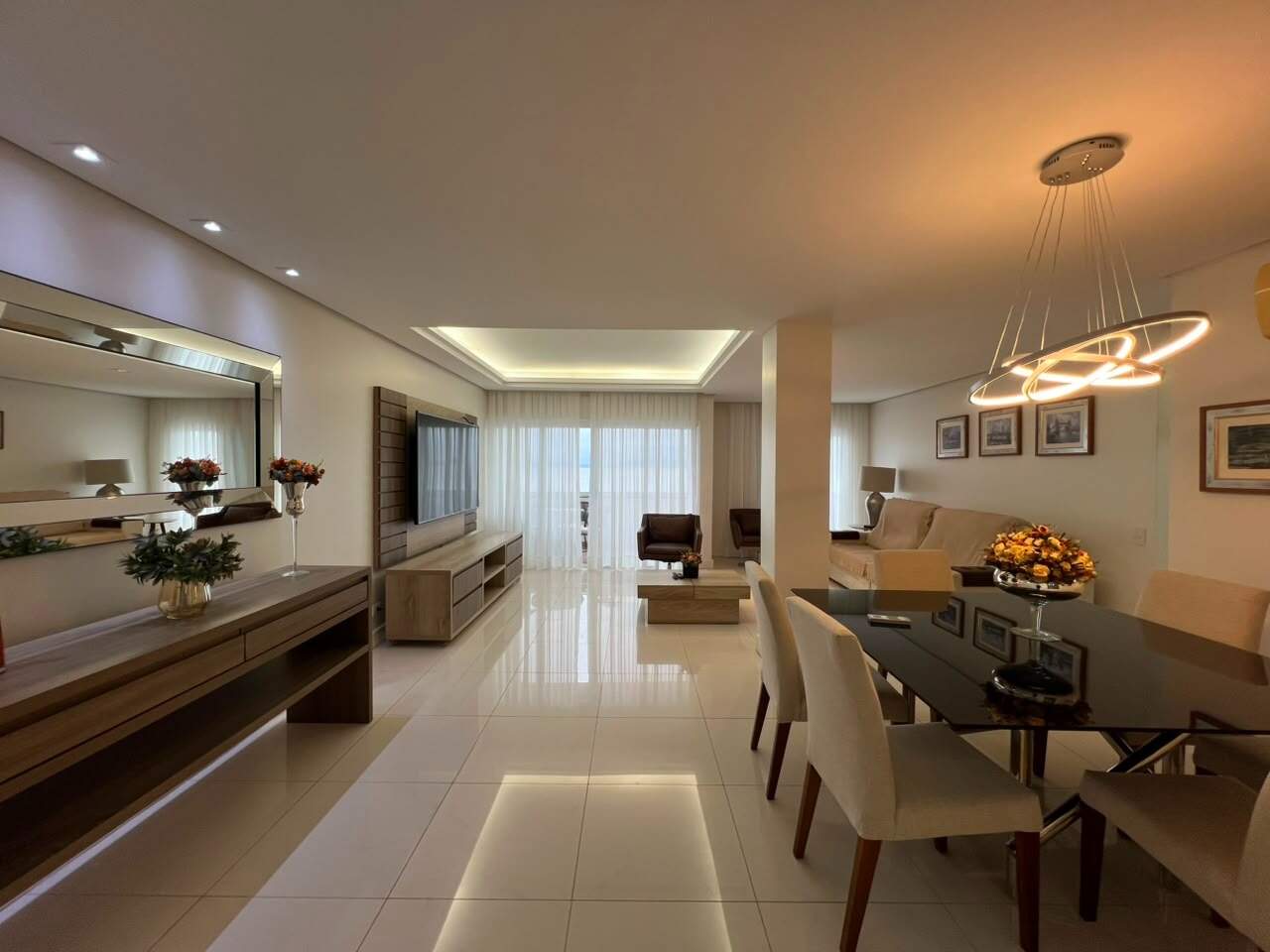 Apartamento para aluguel no Centro: 