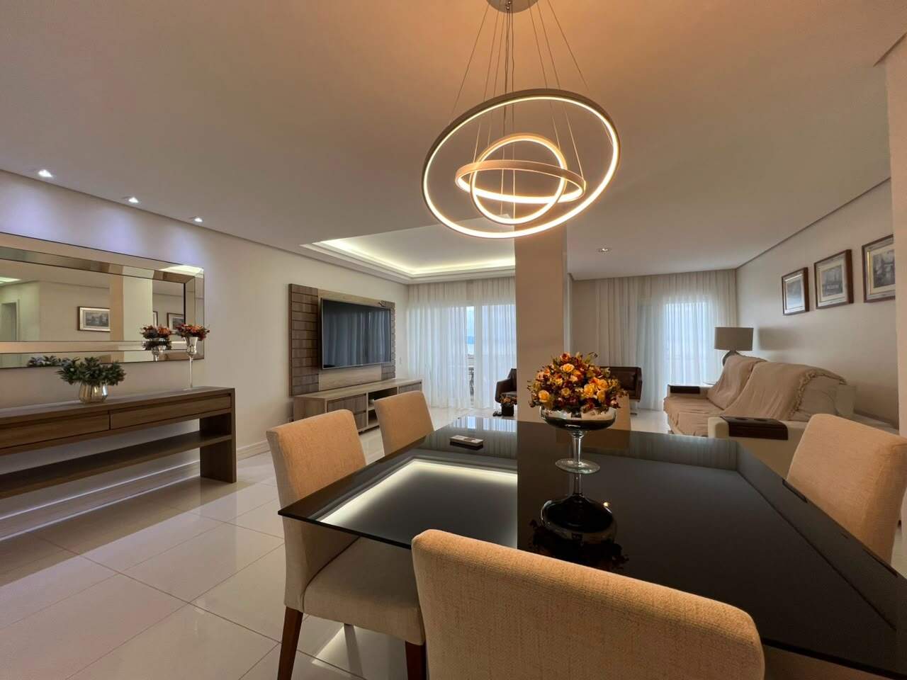 Apartamento para aluguel no Centro: 