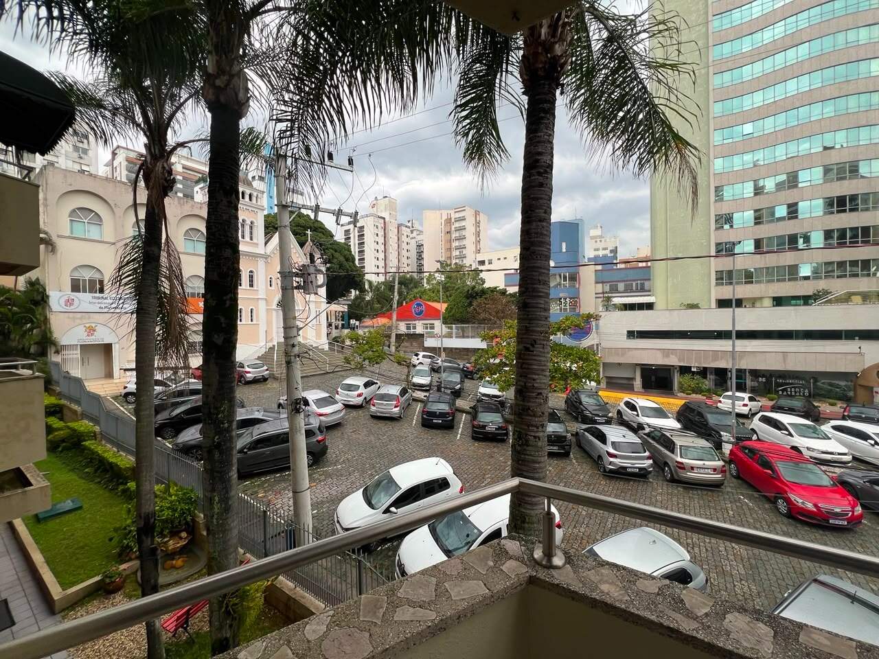 Apartamento para aluguel no Centro: 