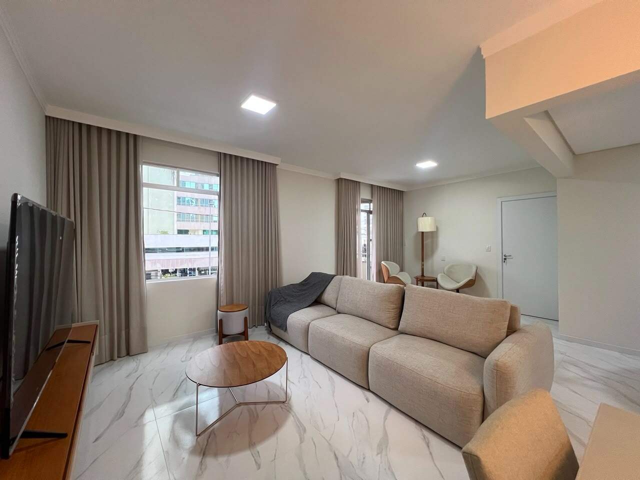 Apartamento para aluguel no Centro: 