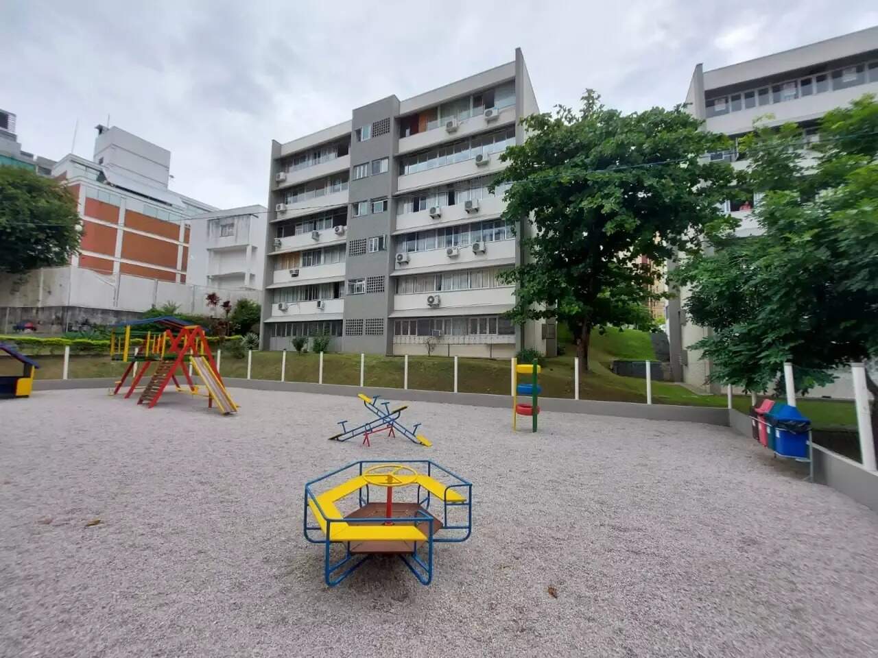 Apartamento para aluguel no Centro: 