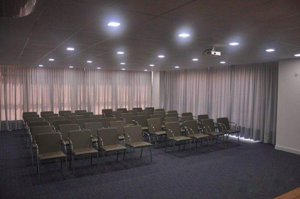 Salas/Conjuntos à venda no Balneario: