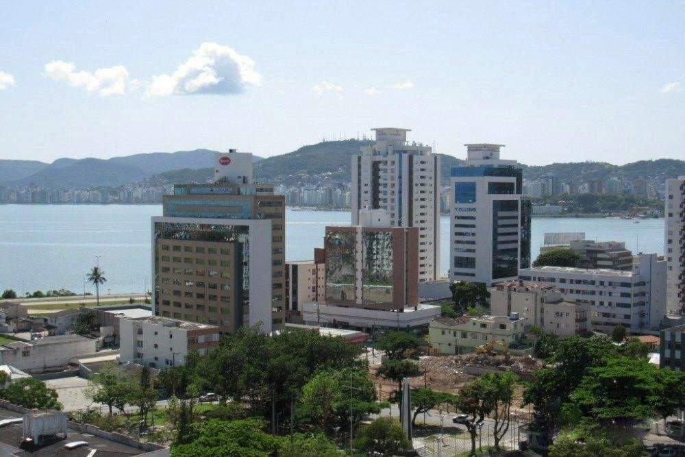 Salas/Conjuntos à venda no Balneario: