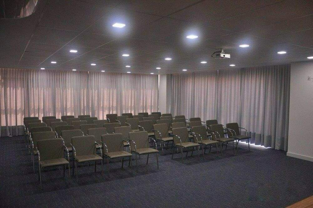 Salas/Conjuntos à venda no Balneario: