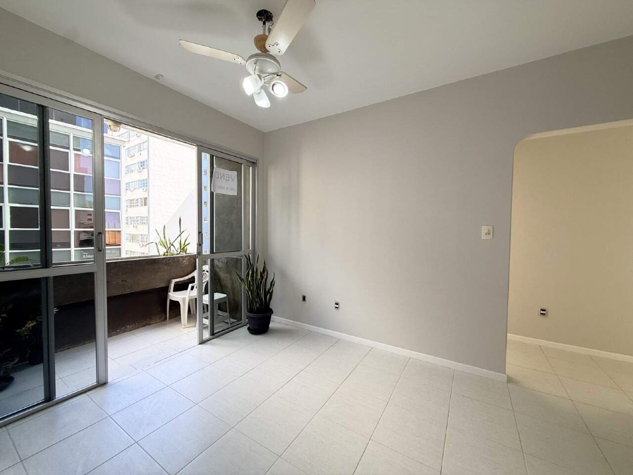 Apartamento para aluguel no Centro: 