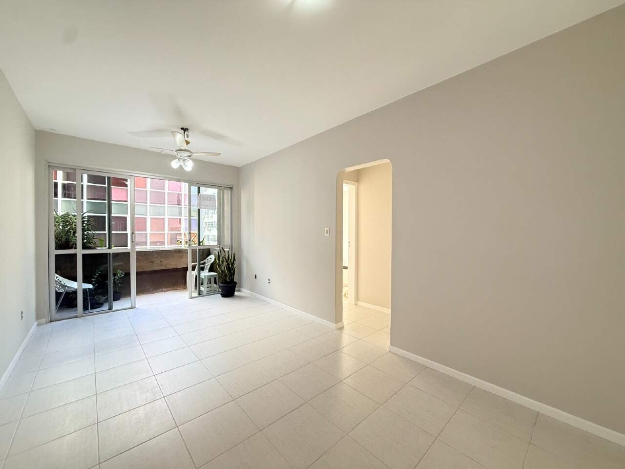 Apartamento para aluguel no Centro: 